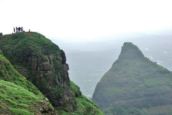 Day Trip Experience to Lonavala hill Station with caves and Forts from Mumbai - Why This Tour Works Well