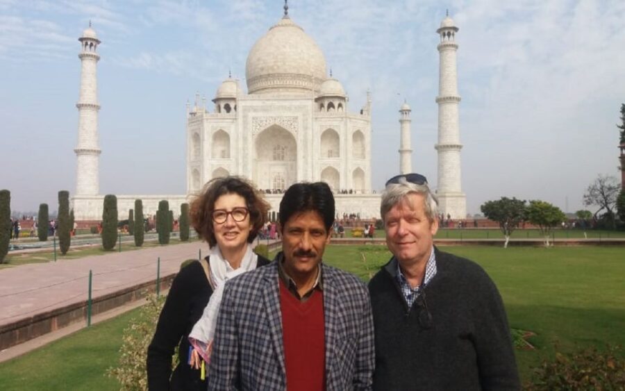 Delhi: 4 Days Delhi Agra Jaipur Multi Days Tour with guide - Transportation and Group Dynamics