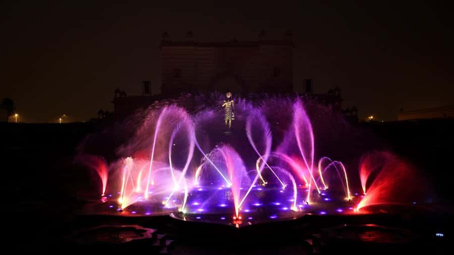 Delhi: Akshardham light & fountain show with Dinner & ticket - The Exhibition Section: A Deep Dive into Indian Values and Achievements