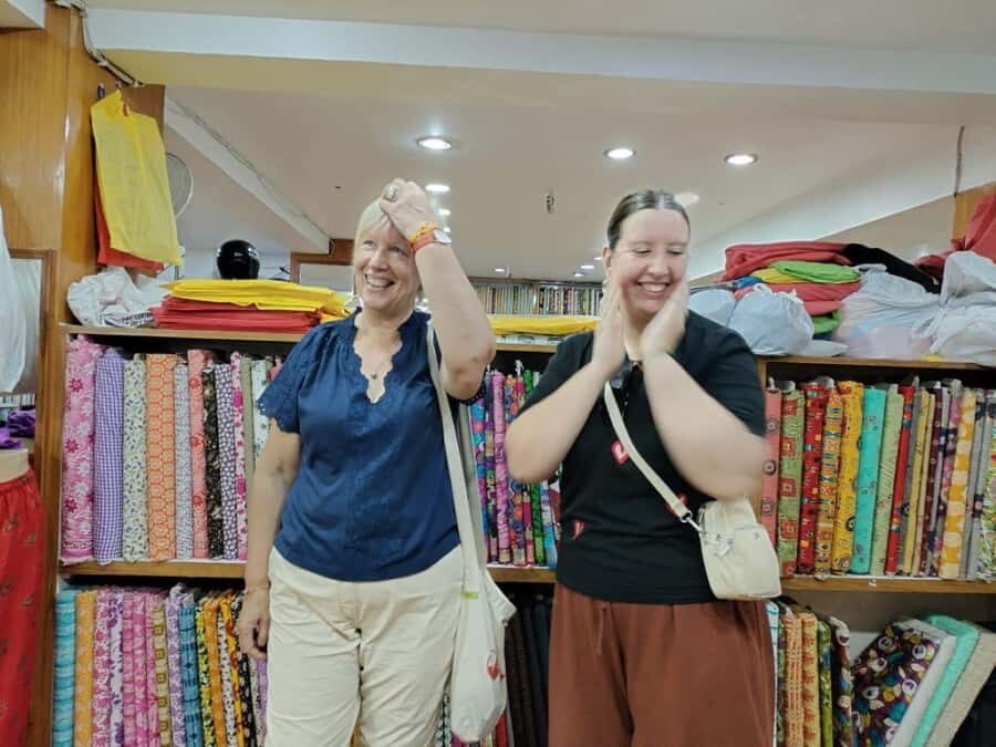 Delhi: Designer Threads & Hidden Workshops Tour - An In-Depth Look at the Tour Experience