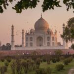 Delhi: full day Taj Mahal, Agra tour with 5*lunch & transfer - Discovering the Taj Mahal and Agra in Style