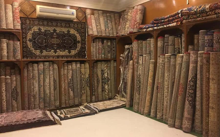 Delhi: Guided Shopping Tour Experience w/ Female Expert - Practical Details and What to Bring