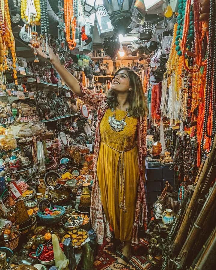 Delhi: Guided Shopping Tour with an Female Expert - Who Should Consider This Tour?