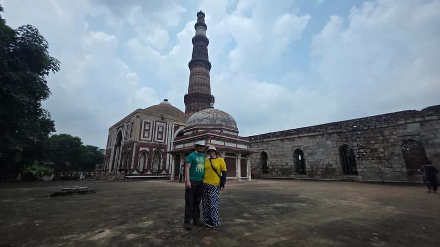 Delhi: Old And New Delhi Private Full Day & Half Day Tour - What Makes This Tour Stand Out?