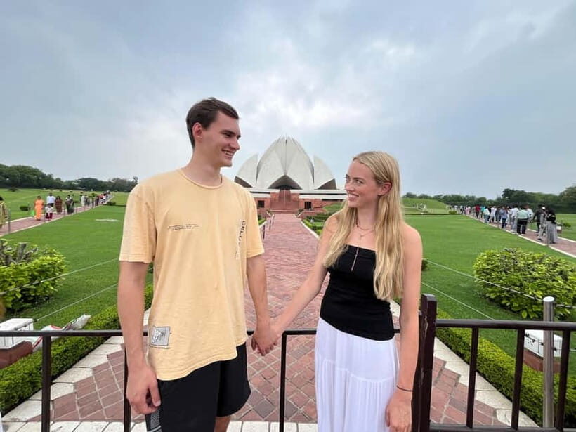 Delhi: Old and New Delhi Private Full or Half-Day Tour - Transportation and Comfort