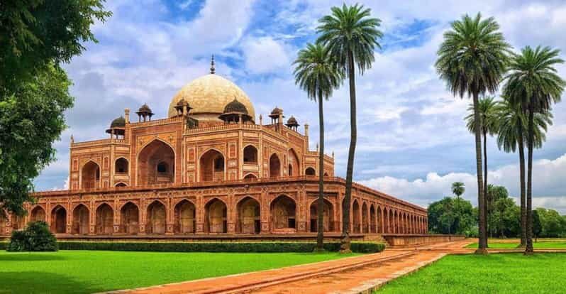 Delhi: Old and New Delhi Private Full or Half-Day Tour - Transitioning to New Delhi: Modern Marvels and Architectural Gems