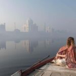 Delhi: Photography Taj Mahal Tour with Boat Ride & Transfers - Visiting the Taj Mahal: An Iconic Photo Op