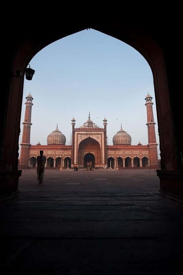 Delhi: Private 6-Hour Guided Spiritual Tour of Key Temples - Practical Details and What to Expect