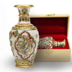 Delhi -State Emporiums Experience the vibrant Tapestry - Who Should Consider This Tour?