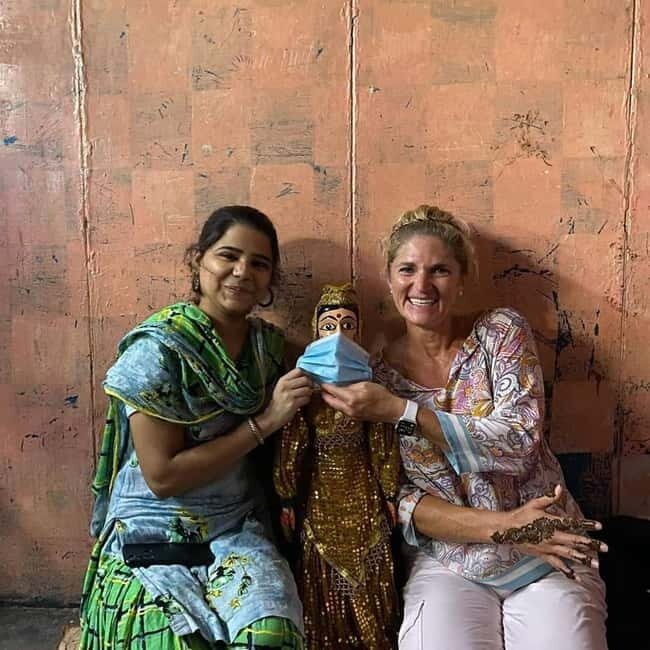 Delhi: Street Performers Walk Local Tour - Why This Tour Offers Real Value