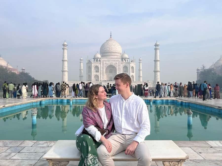 Delhi: Taj Mahal and Agra Skip The Line Private Day Tour - Detailed Breakdown of the Itinerary