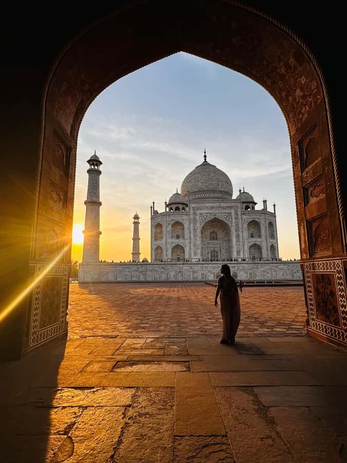 Delhi: Taj Mahal Sunrise & Agra Private Tour with Guide - The Itinerary—Breaking Down the Experience
