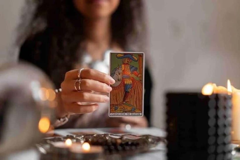 Delhi: Tarot Card Reading Experience - In-Depth Breakdown of the Session