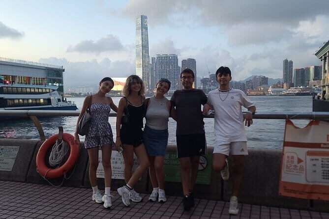 Deluxe Hong Kong City Tour using Mercedes-Benz V-Class Car+ Guide - Practical Details & Tips