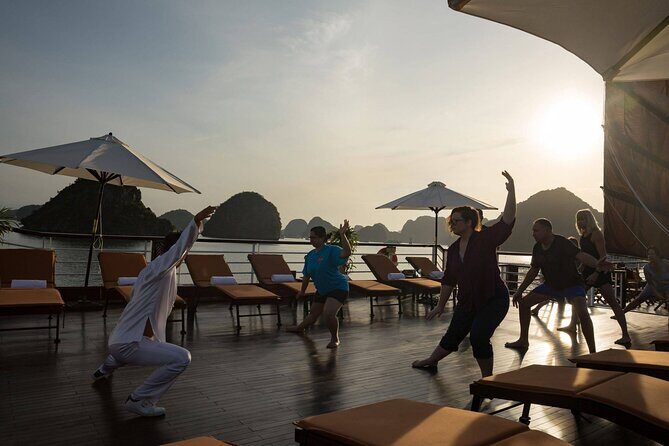 Discover Ha Long Bay in 2 Days and 1 Night Cruise Experience - Why This Tour Works