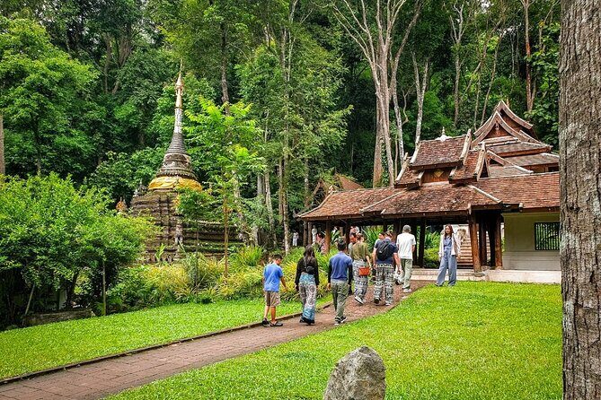Doi Suthep Temple, Wat Pha Lat, Hmong Village Tour (Comfort Van) - The Itinerary in Detail: What to Expect