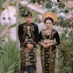 Dress Up Like The King and Queen Of Lombok - Is It Worth The Cost?