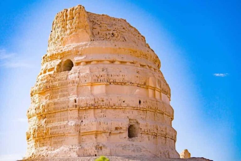 Dunhuang: Private Day Tour to Jade Gate&Han Great Wall - Practical Details & Considerations