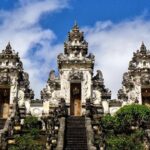 East Bali Tour: Gate of Heaven, Water Palace, Sleeping Gajah - What to Expect from Your Guide and Transportation