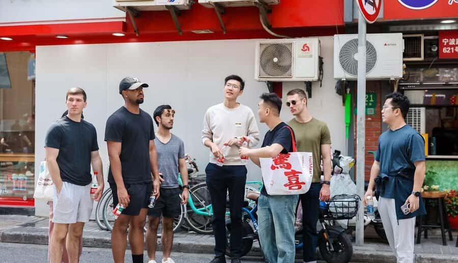 Eat Like a Local Shanghai Breakfast Food Tour - Detailed Breakdown of the Itinerary