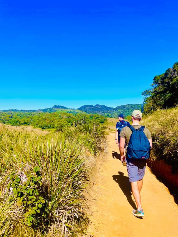 Ella:World's End & Bomburuella/Upper Diyaluma Waterfall Tour - Exploring Horton Plains National Park