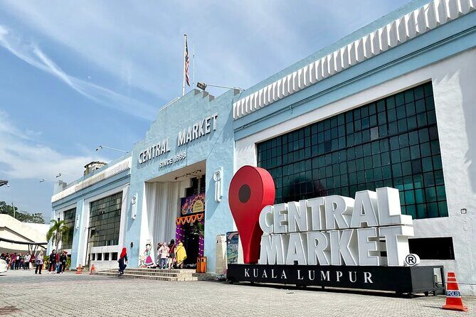 Enchanting Nights: Private Evening Tour of KL City's Hidden Gems - Who Is This Tour Best For?