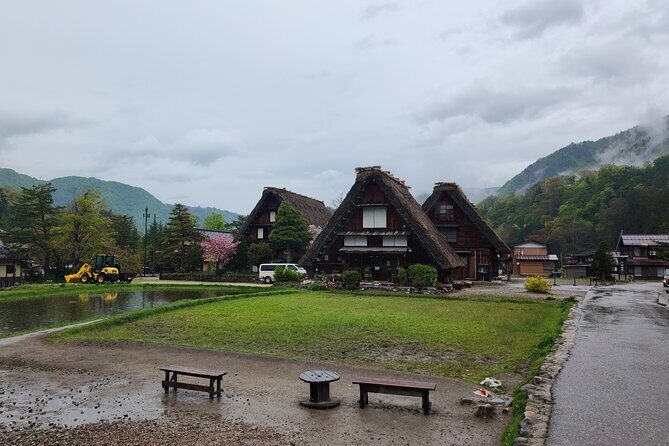 ENGLISH SPEAKING GUIDE - Private Half-Day Tour to Shirakawago - The Convenience of Private Transportation and Flexibility