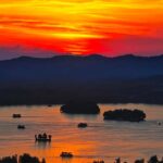 Enjoy Hangzhou Like Lords: West Lakes Boat, Tea, Painting - The Boat Ride: Peaceful, Personal, and Scenic