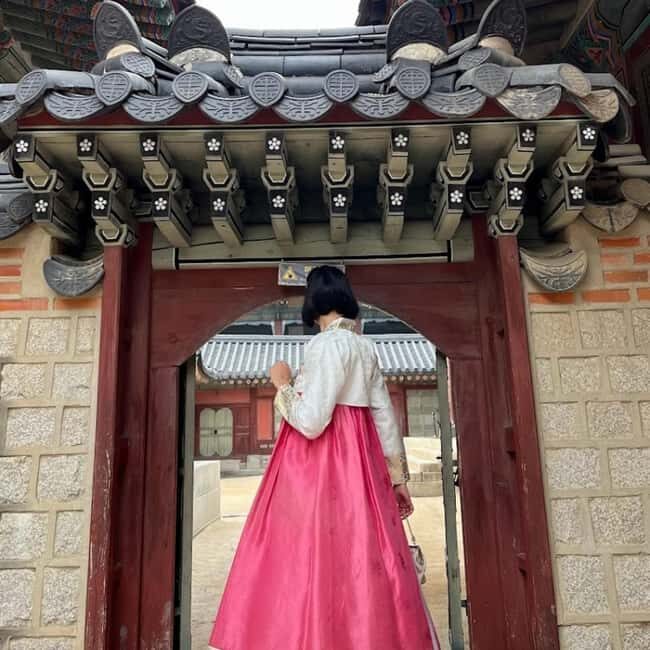 Essential Seoul: Hanbok, Hanok & Handmade Noodles - Who Will Love This Tour?