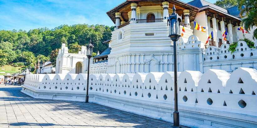 Exclusive : Kandy City Tour by car - A Deep Dive into the Kandy City Tour