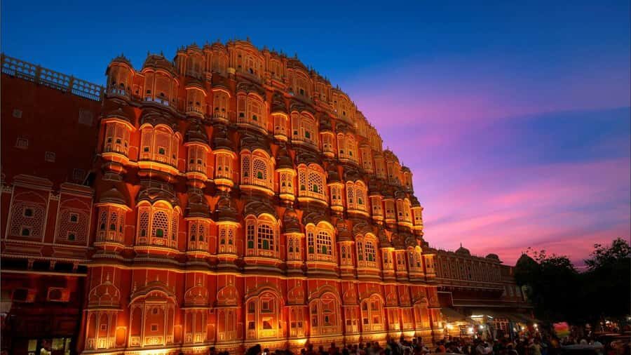 Experience Jaipur with Evening Tour by Car Including Dinner - The Sum Up