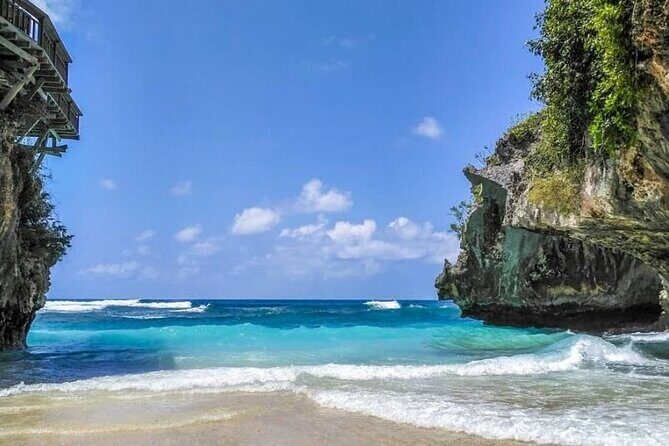 Explore Beach and Temple in Pecatu with Fees - FAQ