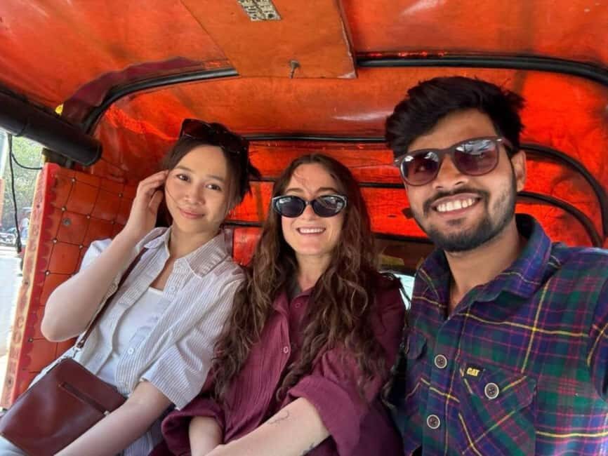 Exploring Varanasi Markets: Guided Tour with Local Guide - The Sum Up