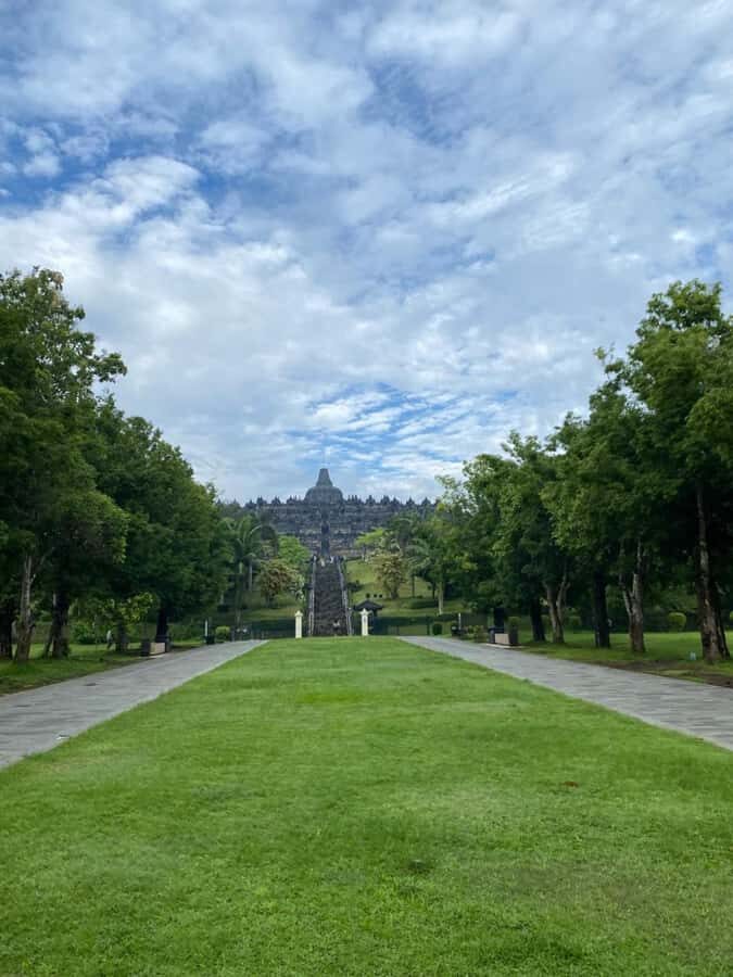 fascinating borobudur - Exploring Pawon and Mendut Temples
