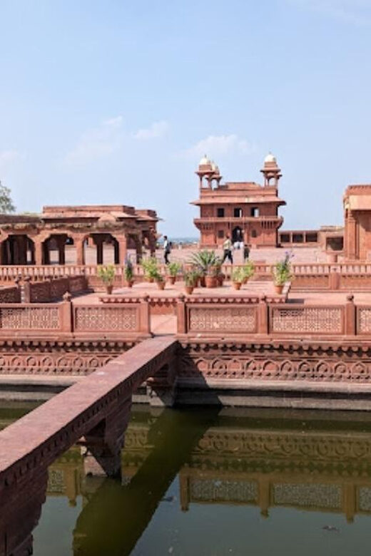 Fatehpur Sikri Private Day Trip with Transfers - What Makes This Tour a Great Value