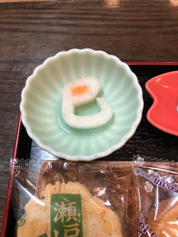 Flavors and Serenity: Tsukiji and Hamarikyu garden in Spanish - The Tranquil Oasis: Hamarikyu Gardens