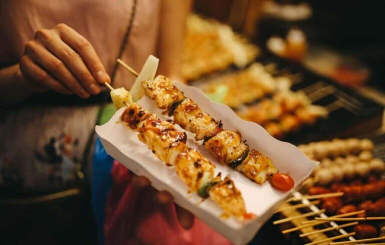 Flavors of Bangkok: Guided Food Tasting Tour with a Local - Who Will Love This Tour?