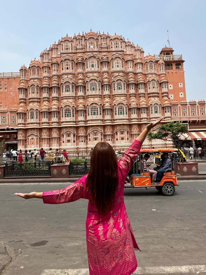 From Agra: Tour of Jaipur with Transfer to Delhi by Car - Detailed Breakdown of the Itinerary