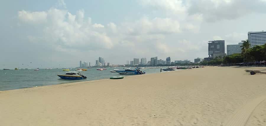 From Bangkok: Pattaya and Chonburi Highlights Tour - Detailed Breakdown of the Experience
