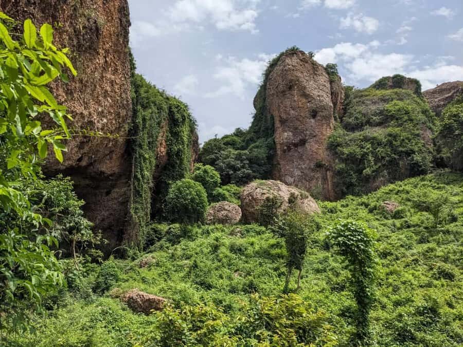 From Chennai: Gudiyam Caves Guided Trek (with Transport) - Practicalities & Tips