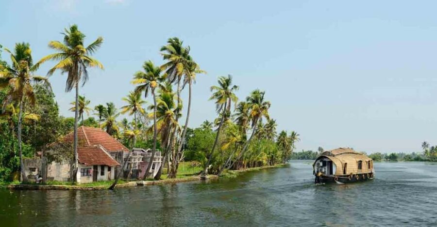 From Cochin : Alleppey Houseboat day cruise - Round trip - Exploring Kerala’s Backwaters with a Houseboat Day Cruise