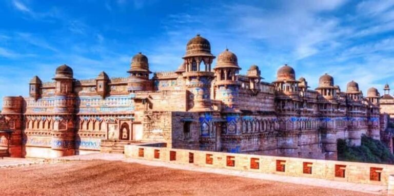 From Delhi: All inclusive Agra -Gwalior Heritage Tour by car - Day 2: A Cultural Wrap-Up and Return to Delhi