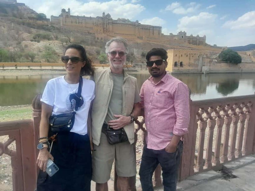 From Delhi: Jaipur Day Trip with Amber Fort & City Tour - Practical Tips for Making the Most of This Tour