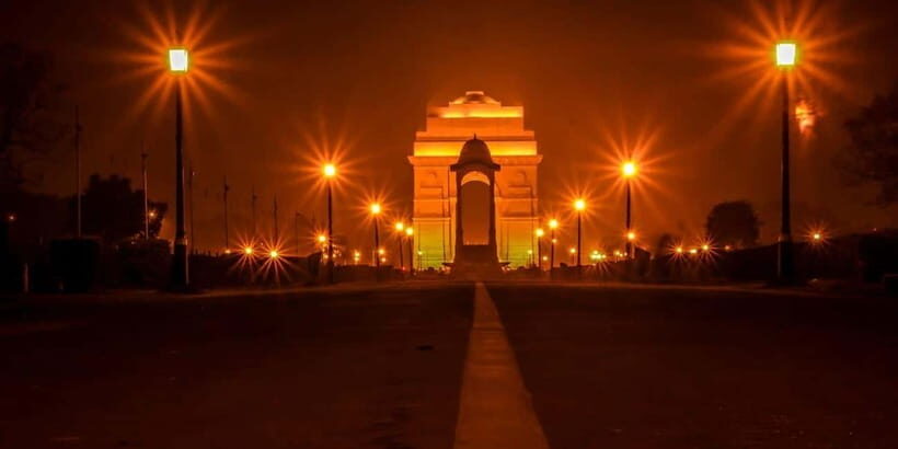 From Delhi: Night View Tour with India Gate and Red Fort - Practical Details & What to Expect