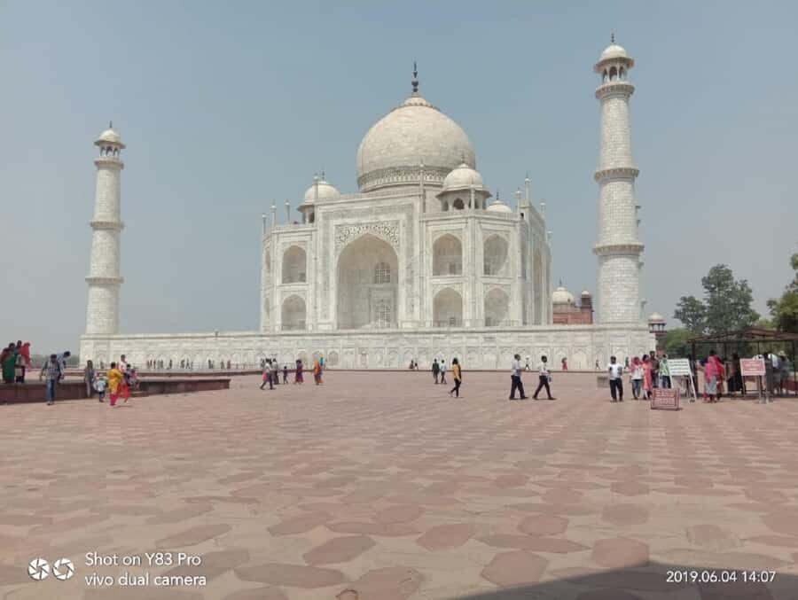 From Delhi: Private Sunrise Taj Mahal Tour with 5* breakfast - The Experience in Detail