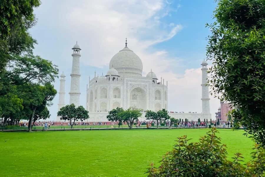 From Delhi: Same Day Taj Mahal, Fort & Baby Taj Tour by Car - A Deep Dive into the Experience
