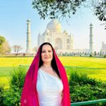 From Delhi: Same Day Taj Mahal Luxury Tour with hotel Pickup - What Makes This Tour Stand Out?
