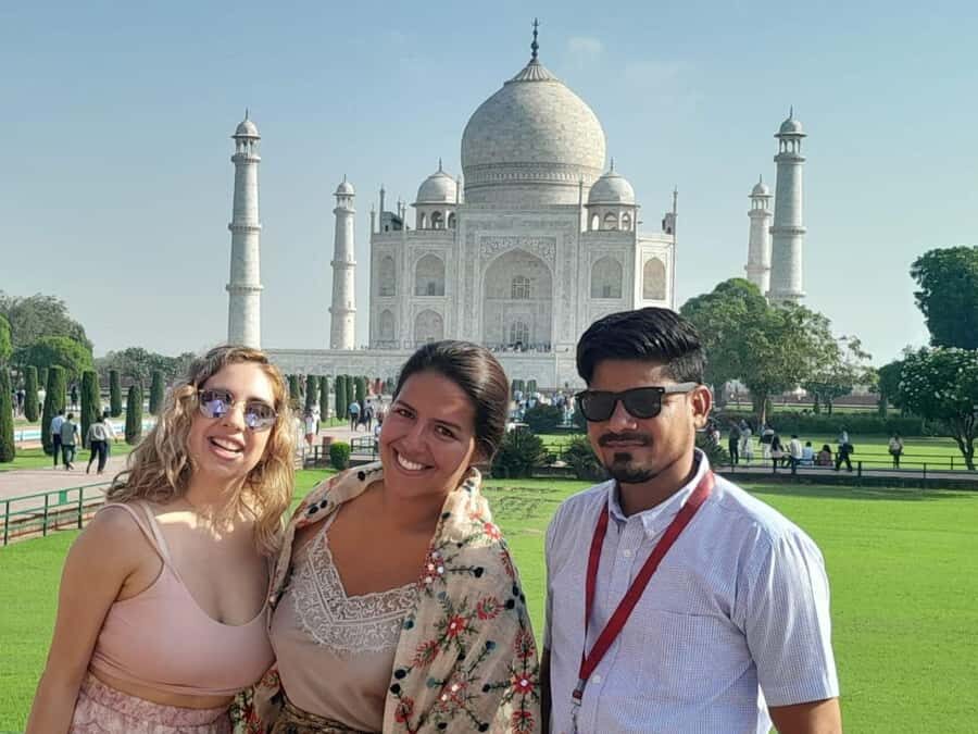 From Delhi Sunrise Taj Mahal & Agra Tour By Private Car - Exploring the Taj Mahal