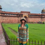 From Delhi: Taj Mahal & Agra Private Day Trip with 5* Lunch - Exploring the Itinerary in Detail