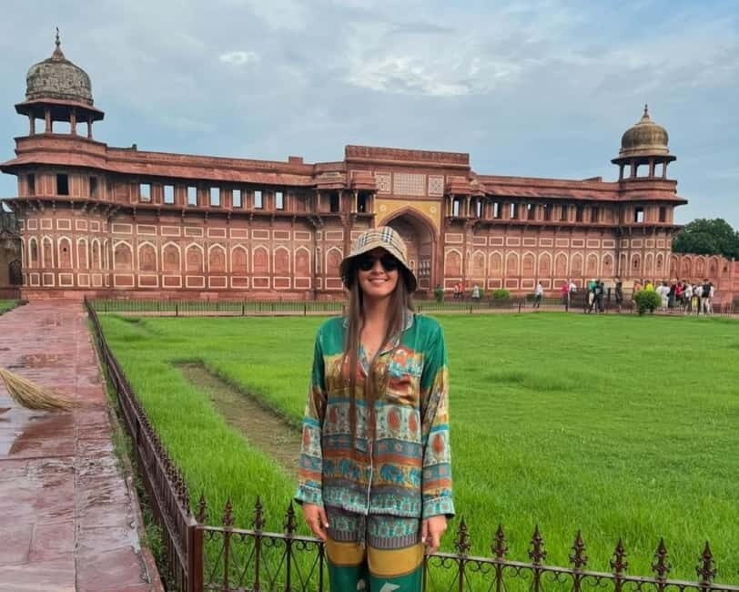 From Delhi: Taj Mahal & Agra Private Day Trip with 5* Lunch - Exploring the Itinerary in Detail